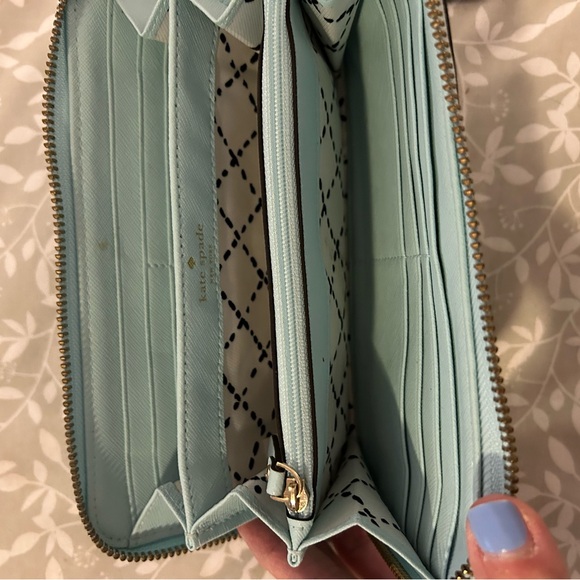 Set of 3 Kate Spade Wallets - Picture 3 of 7